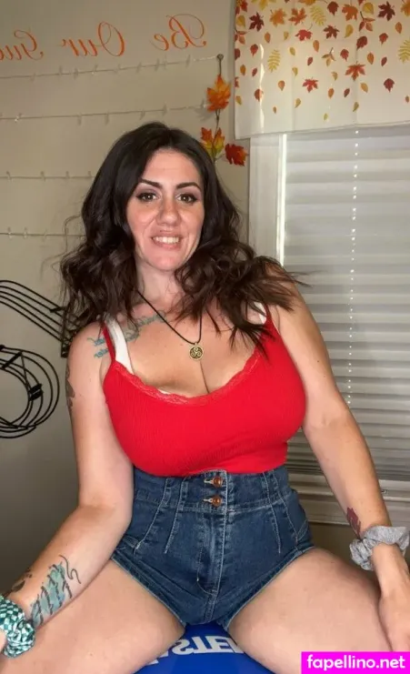 Robinbaby1990 1 OnlyFans Thumbnail #4XfhmqBE4L