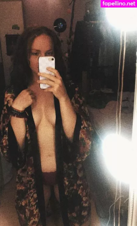 Robinginger OnlyFans Thumbnail #ztVdxQEXsq