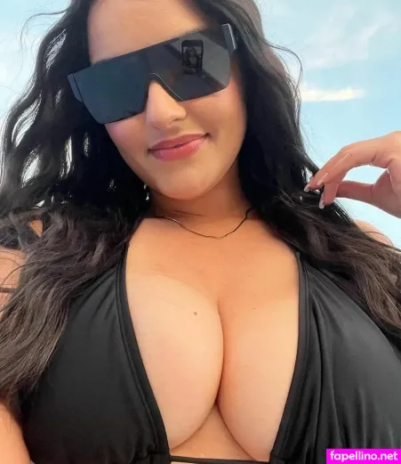 Robingwenn OnlyFans Thumbnail #9Yh3QU9Edx