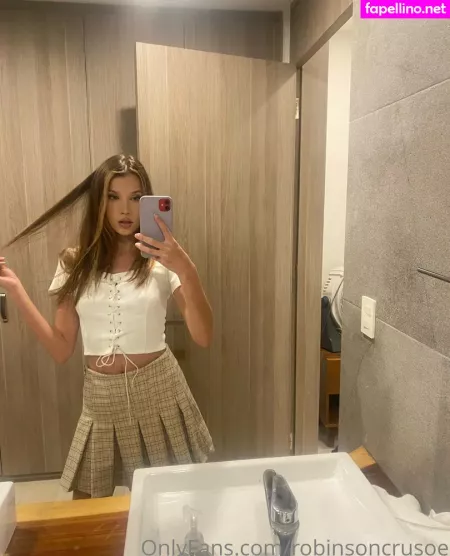 Robinsoncrusoe OnlyFans Thumbnail #qqiYKvntv1