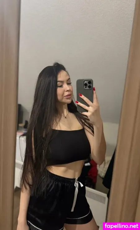 Robinsonkyraa OnlyFans Thumbnail #xz5Qxk2wrS