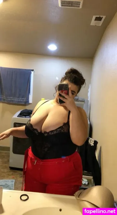 Roblesteonna OnlyFans Thumbnail #YF9DCzvVmV