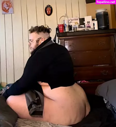 Robtheflamingo OnlyFans Thumbnail #Z61zFimwTA