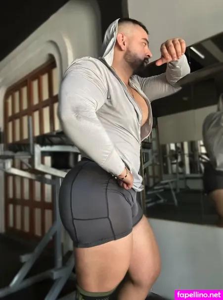 Robycop2702 OnlyFans Thumbnail #jpty5n9lh7