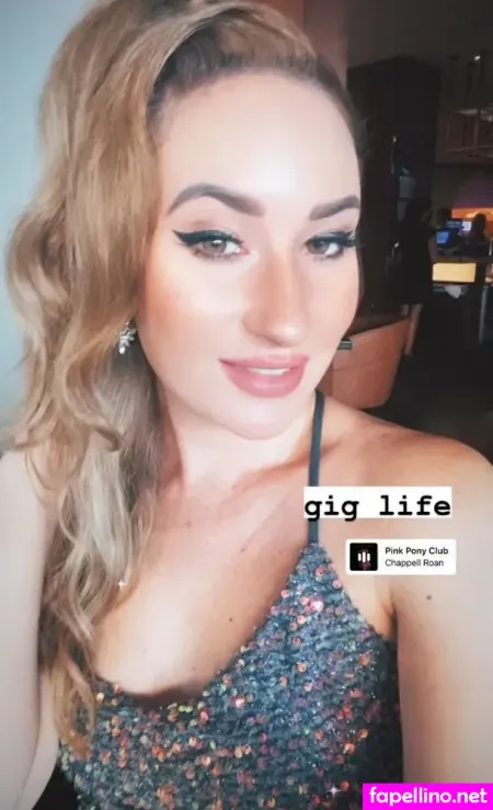 Robyn Adele Anderson OnlyFans Thumbnail #2TNcK79dIG