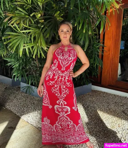 Robyn Adele Anderson OnlyFans Thumbnail #EM3tLXwv2I