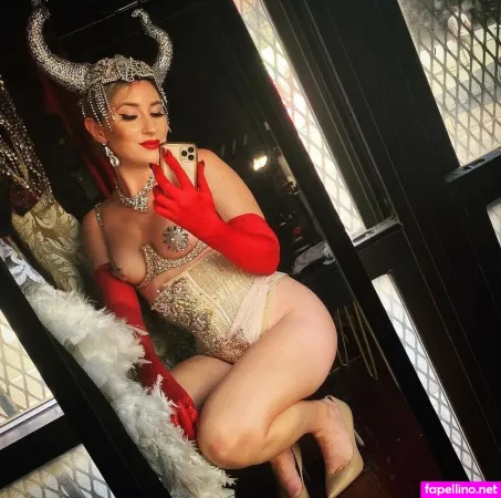 Robyn Adele Anderson OnlyFans Thumbnail #YbQ92rlirx