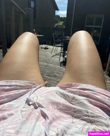 Robyn Allan OnlyFans Thumbnail #Hv7WqmC3vi