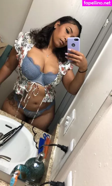 Robyn Banks OnlyFans Thumbnail #XgD3sdkPyC