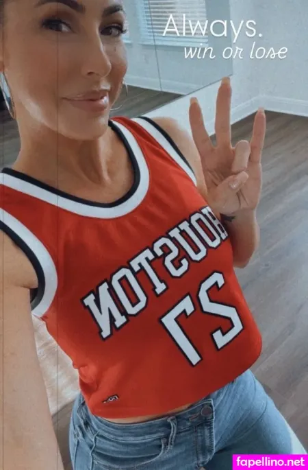 Robyn Fields OnlyFans Thumbnail #SUXjmKBNFD