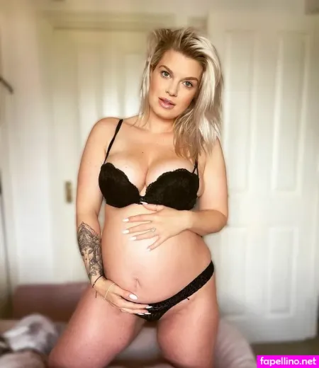 Robyn Quinn OnlyFans Thumbnail #8nhyPuY7Mj
