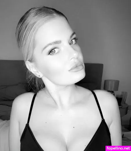 Robyn Quinn OnlyFans Thumbnail #B8OKVTYE9A