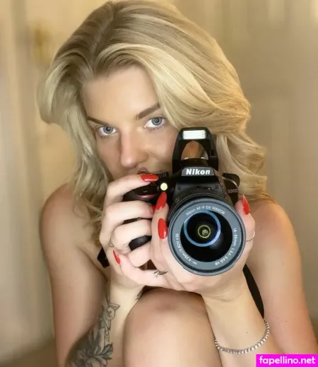 Robyn Quinn OnlyFans Thumbnail #HGt1ifAX3h