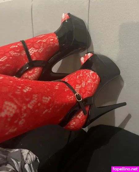 Robyn Ts OnlyFans Thumbnail #IQX6pLkHFQ
