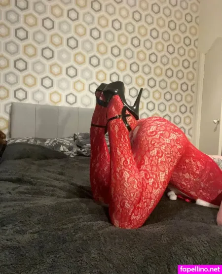 Robyn Ts OnlyFans Thumbnail #LvxXTBkQxe