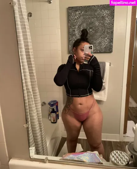 Robynbanks OnlyFans Thumbnail #S79IwBv988