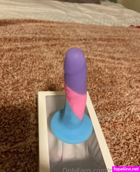 Robynfem OnlyFans Thumbnail #8ZDwIWQ7vb