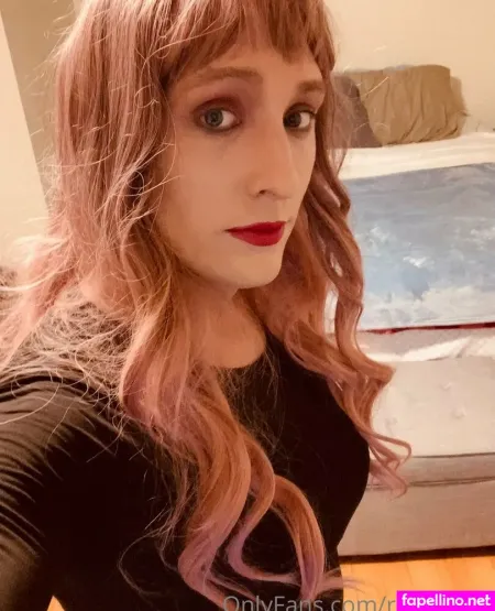 Robynfem OnlyFans Thumbnail #JqYrTxC4LK