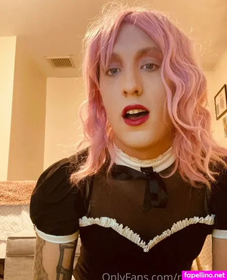 Robynfem OnlyFans Thumbnail #YmEpiZxPVN