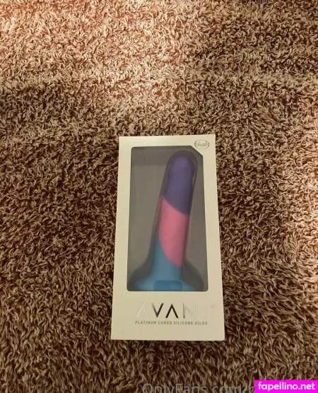 Robynfem OnlyFans Thumbnail #jtMruxJhpL