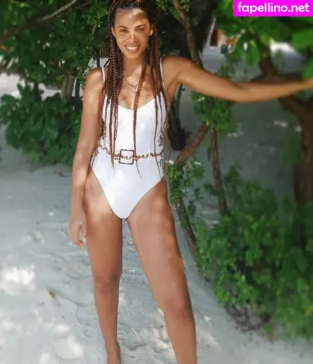 Rochelle Humes OnlyFans Thumbnail #aRg5lZqYwE
