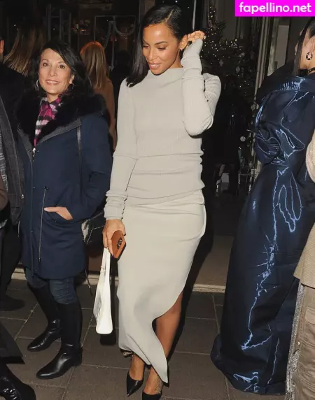 Rochelle Humes OnlyFans Thumbnail #jYZQdlHee2
