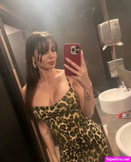 Rochuxx OnlyFans Thumbnail #40B6Gwe1mS