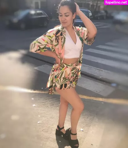 Roci O Lazarte OnlyFans Thumbnail #HxHH2HEsV6