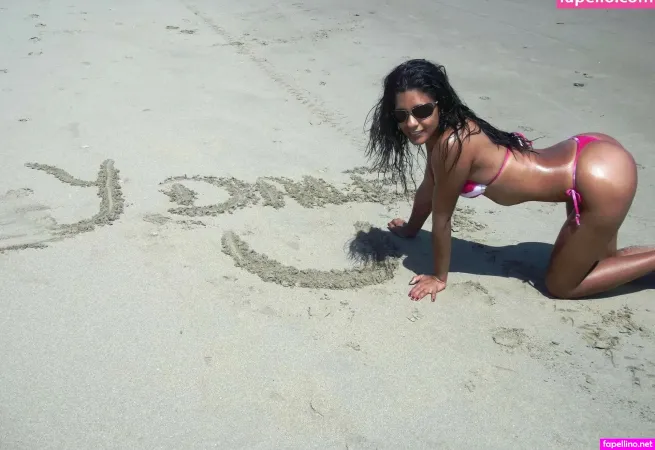 Rocio Miranda OnlyFans Thumbnail #yivnRPlo0Q