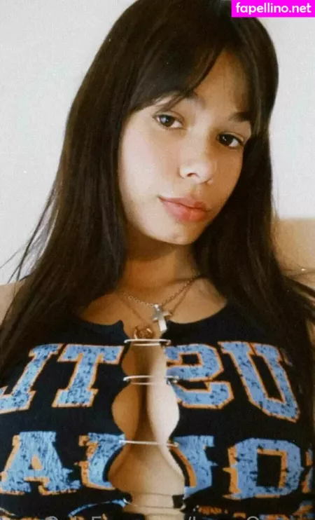 Rocioqueen OnlyFans Thumbnail #3nbMY2Kyza