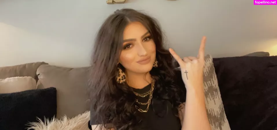 Rockinrach OnlyFans Thumbnail #76mKzfwOVu