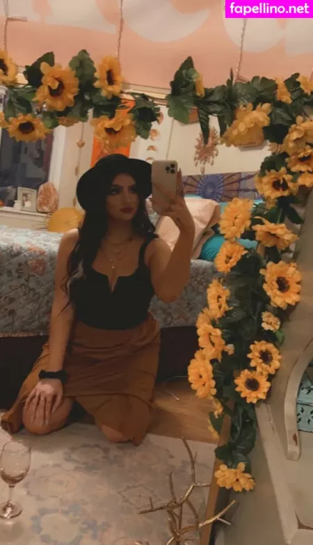 Rockinrach OnlyFans Thumbnail #IeeLxOGxny