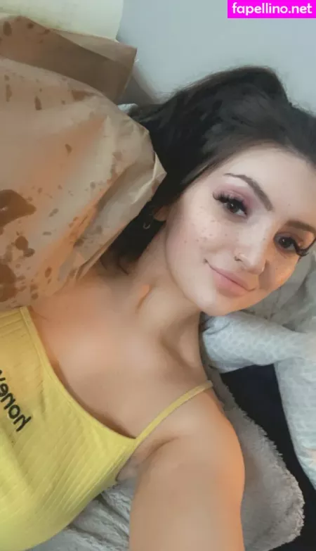Rockinrach OnlyFans Thumbnail #eruwRa6jen