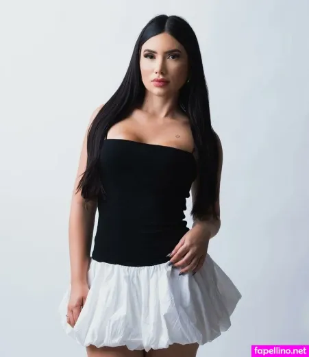 Rogeriarochaa OnlyFans Thumbnail #PBMPc5EWVe