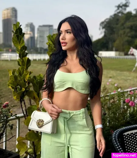 Rogeriarochaa OnlyFans Thumbnail #f4UMb8dDzk