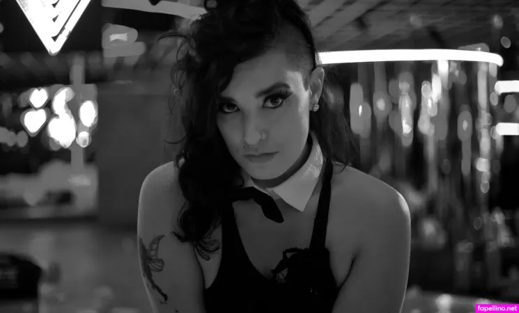 Rogu3 Qw33n OnlyFans Thumbnail #JiJCyDGA9Q