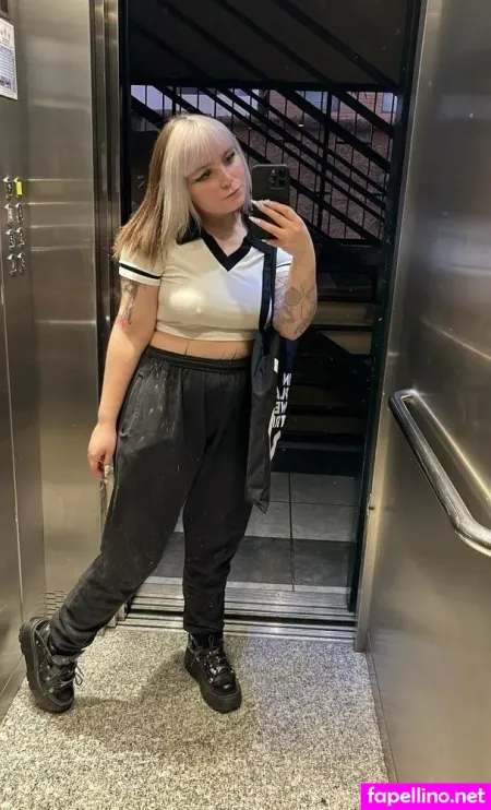 Rogue Anastasia OnlyFans Thumbnail #6mvTsO8zal