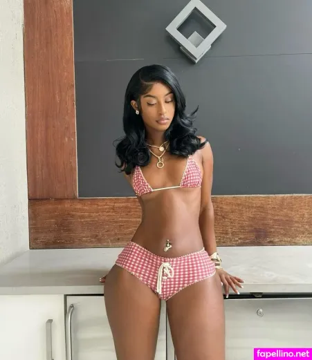 Rohilu 4 OnlyFans Thumbnail #RhB3UVR7ar