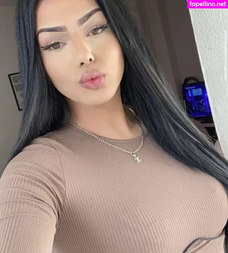 Rojin Bingol OnlyFans Thumbnail #RbKpKwr6RZ