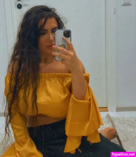 Rojin Birzoi OnlyFans Thumbnail #5Rru3fGGaO