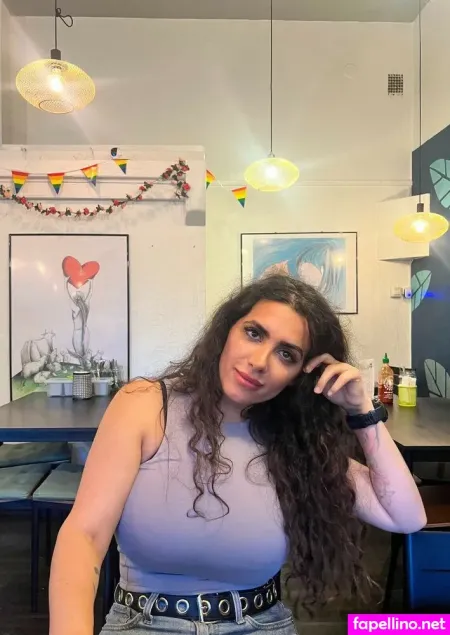 Rojin Birzoi OnlyFans Thumbnail #Kg8KdqVwbh