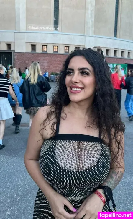 Rojin Birzoi OnlyFans Thumbnail #LbpOYAZ8my