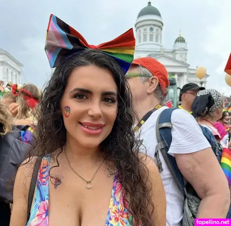 Rojin Birzoi OnlyFans Thumbnail #j7Tx24ew9W