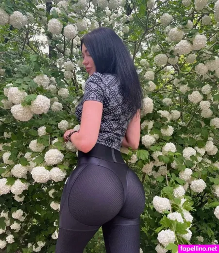 Roksana Holodova 1 OnlyFans Thumbnail #EHtf2EWMgG