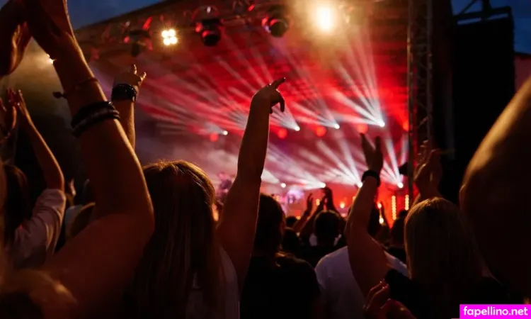 Roleta Russa OnlyFans Thumbnail #Xyacsr3MPd