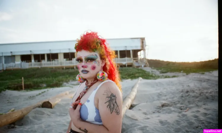 Rollerdamefree OnlyFans Thumbnail #1IrNfiMP2J