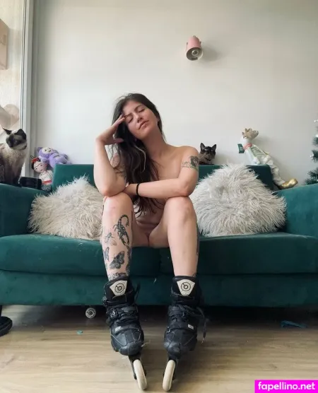 Rollerlau OnlyFans Thumbnail #IuFAPOXMgA