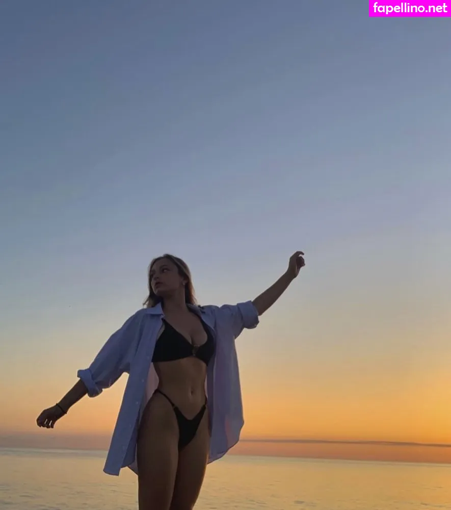 romane_slvt Nude Leaked OnlyFans Photo #r43UOUX91Y