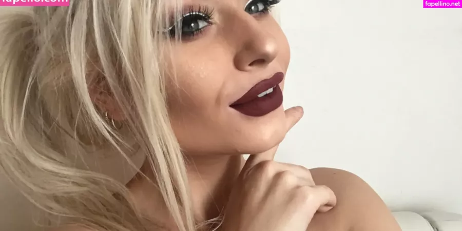 Romanie Smith OnlyFans Thumbnail #eYtUpiK3eV