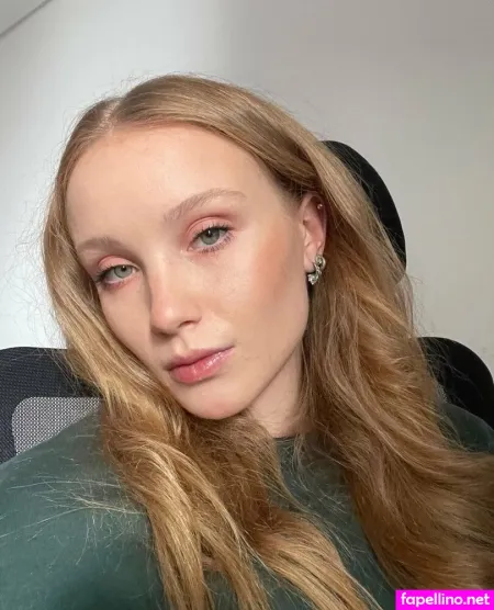 Romanova Ballet OnlyFans Thumbnail #TzWvo62pGU
